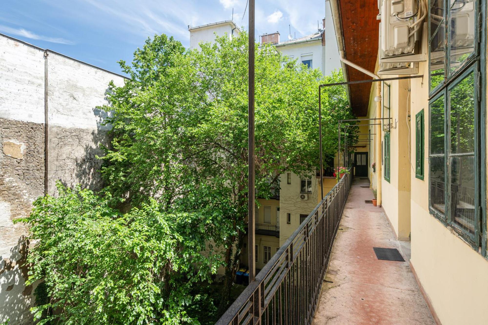 Styled Apartment Close To The River Danube. — Photos 1